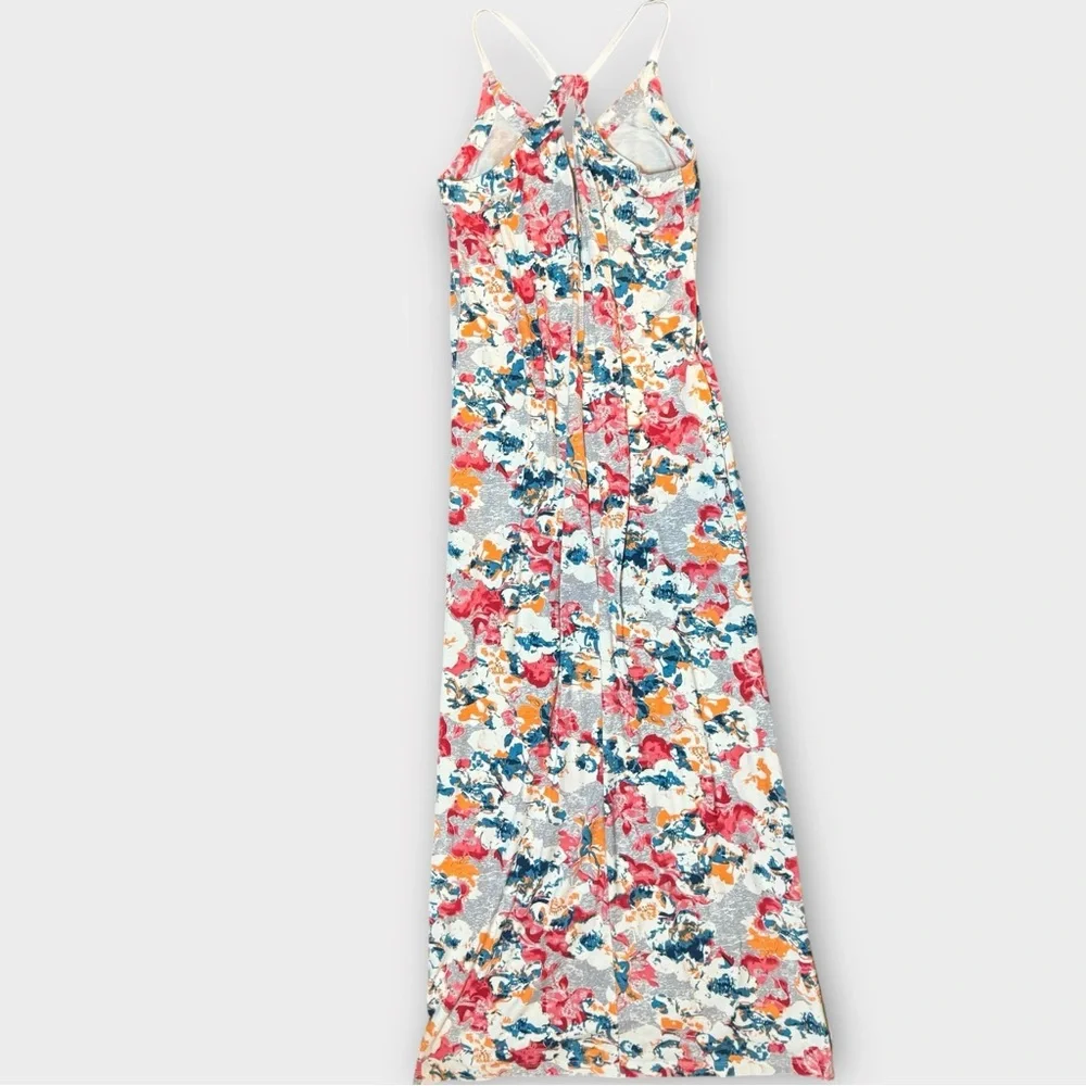 🌸 Lucky Lotus Floral Maxi Dress – Boho Chic Vibes 🌸 - Picture 3 of 4